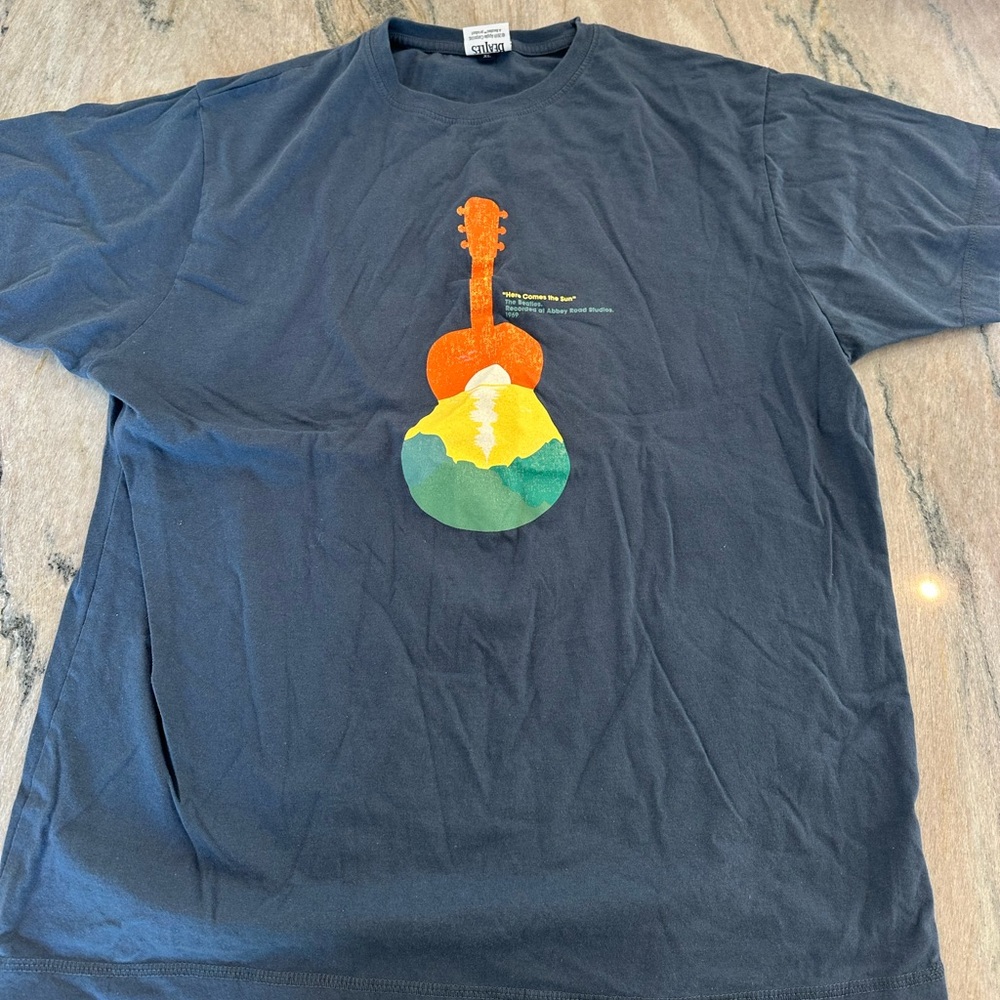 Beatles tshirt